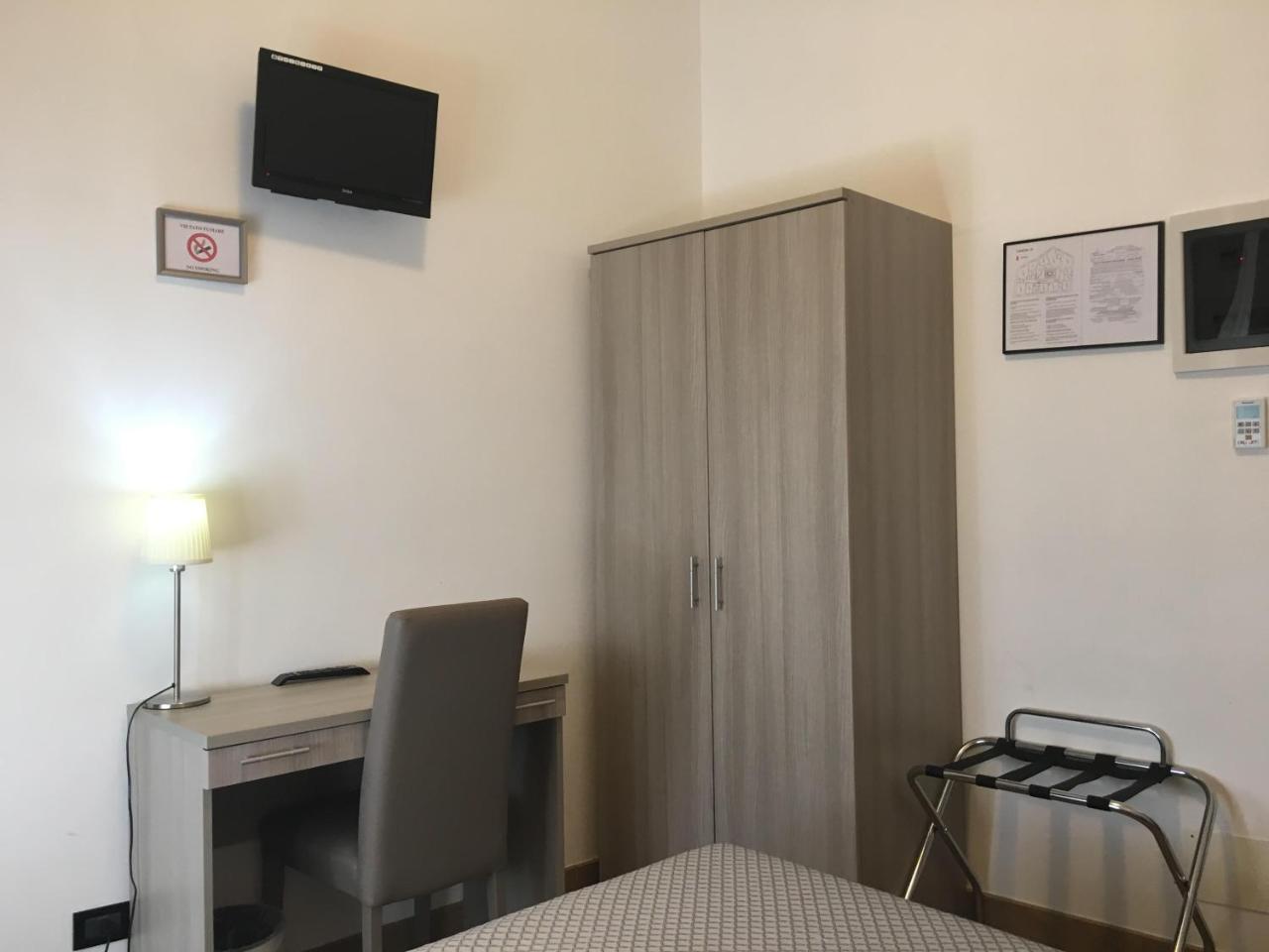 Hotel Chopin Genoa Ngoại thất bức ảnh