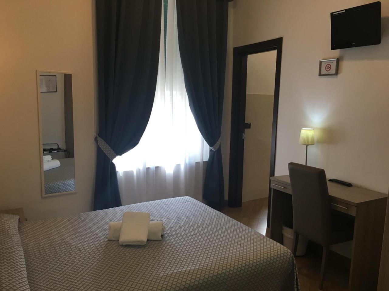 Hotel Chopin Genoa Ngoại thất bức ảnh